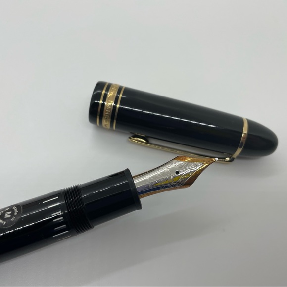 Vintage Montblanc Meisterstuck 149 Fountain Pen - Picture 4 of 9